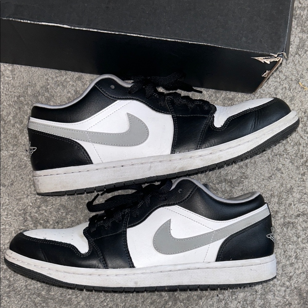 Jordan 1 size 11 Preowned great deal